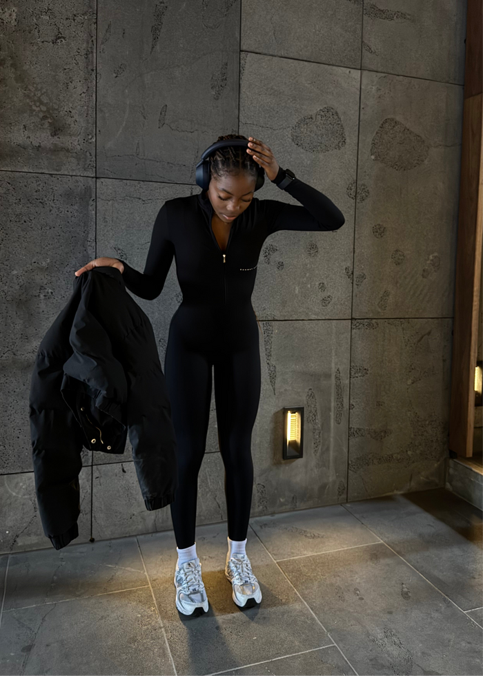 LONG SLEEVE - FULL LENGTH